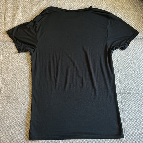 Uniqlo Heat tech Black short sleeve t shirt mens small - Picture 5 of 6
